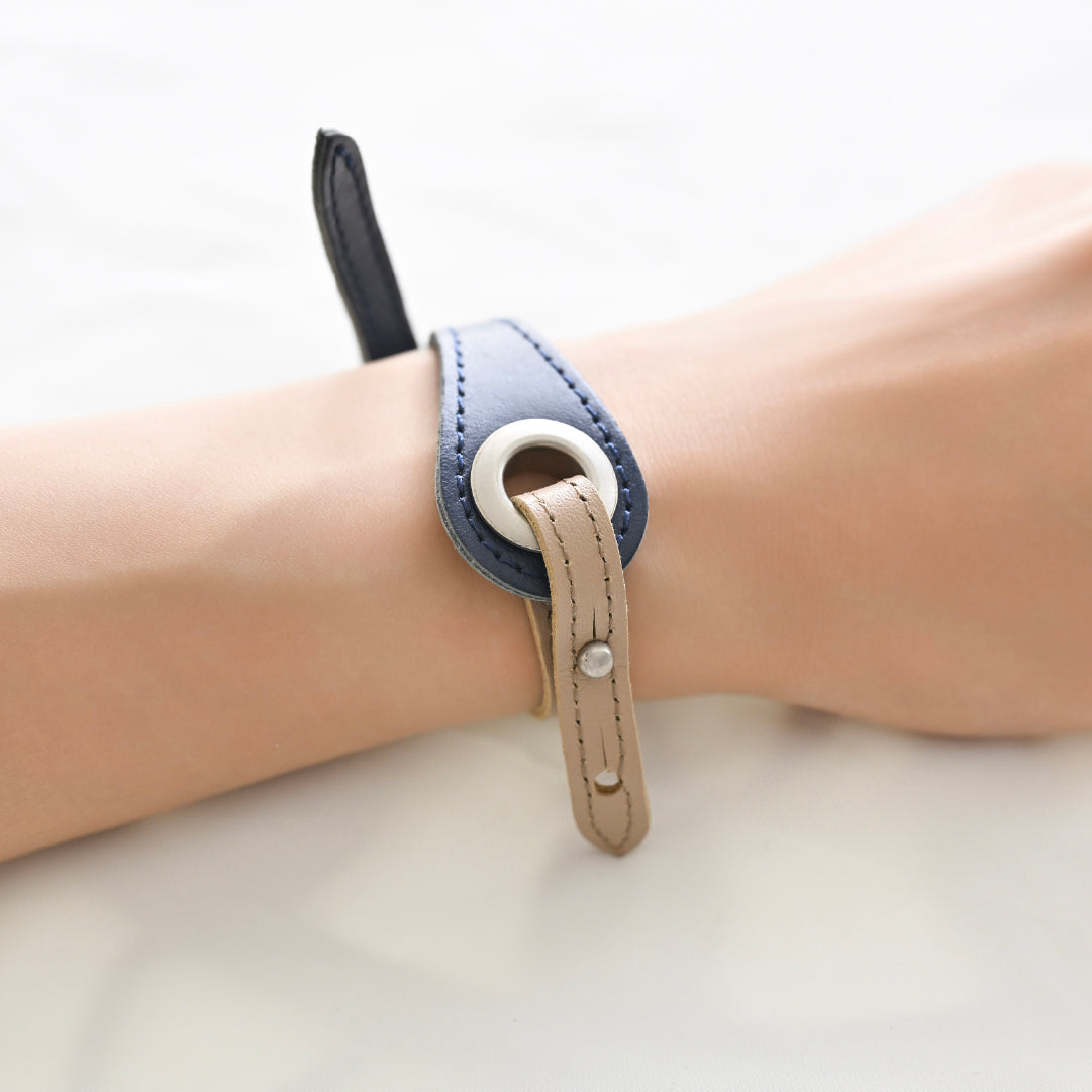 Customize Hole Bracelet parts ( Navy )